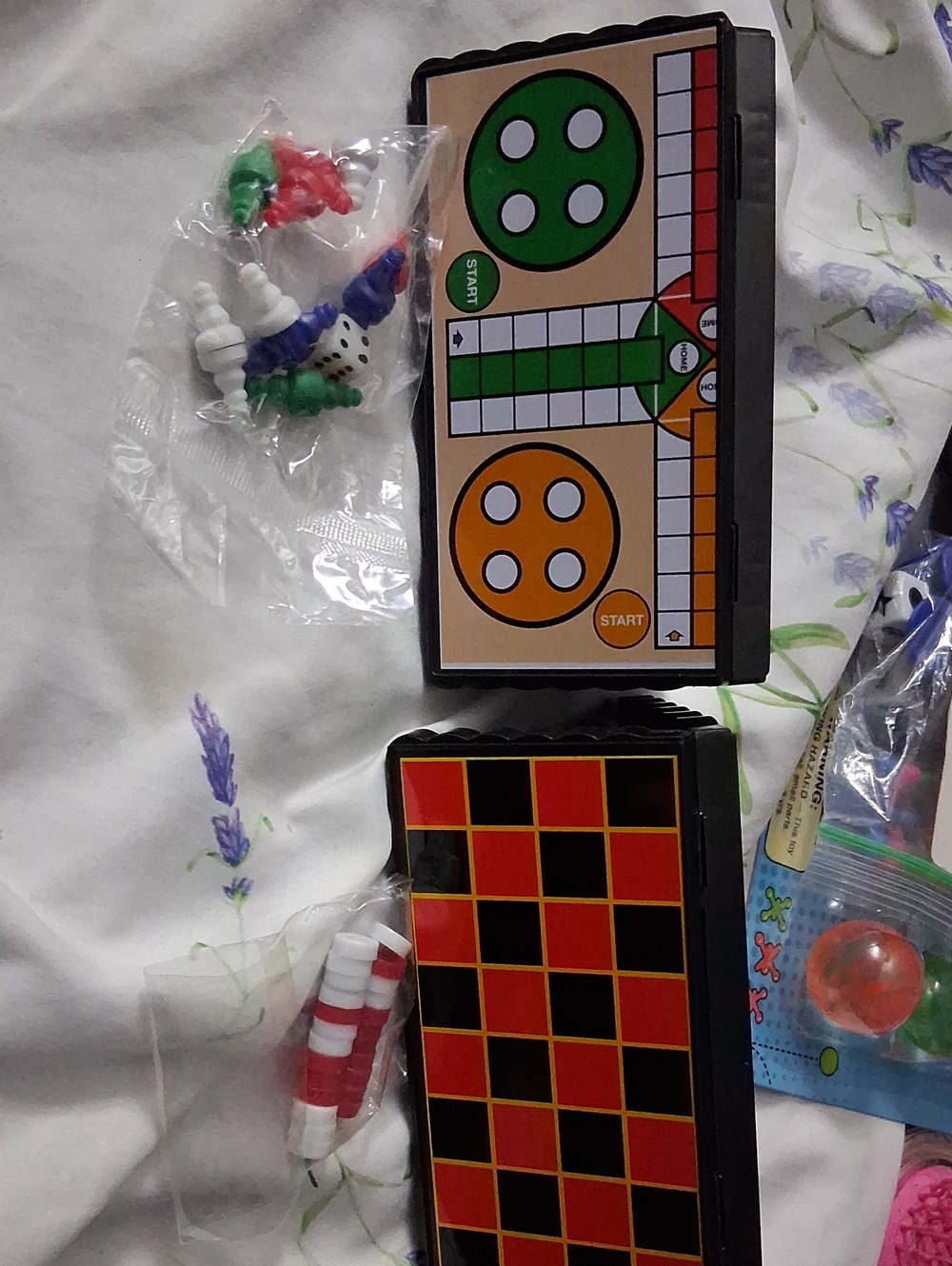 Mini Magnetic Travel Board Game Set - Black with Green & Orange Board